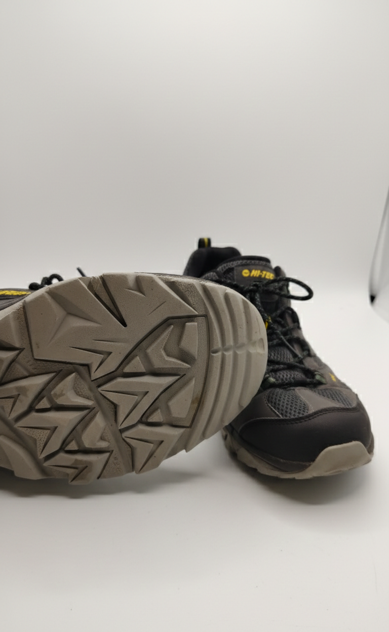 Hi-Tec Men's Waterproof All-Terrain Hiking Shoes