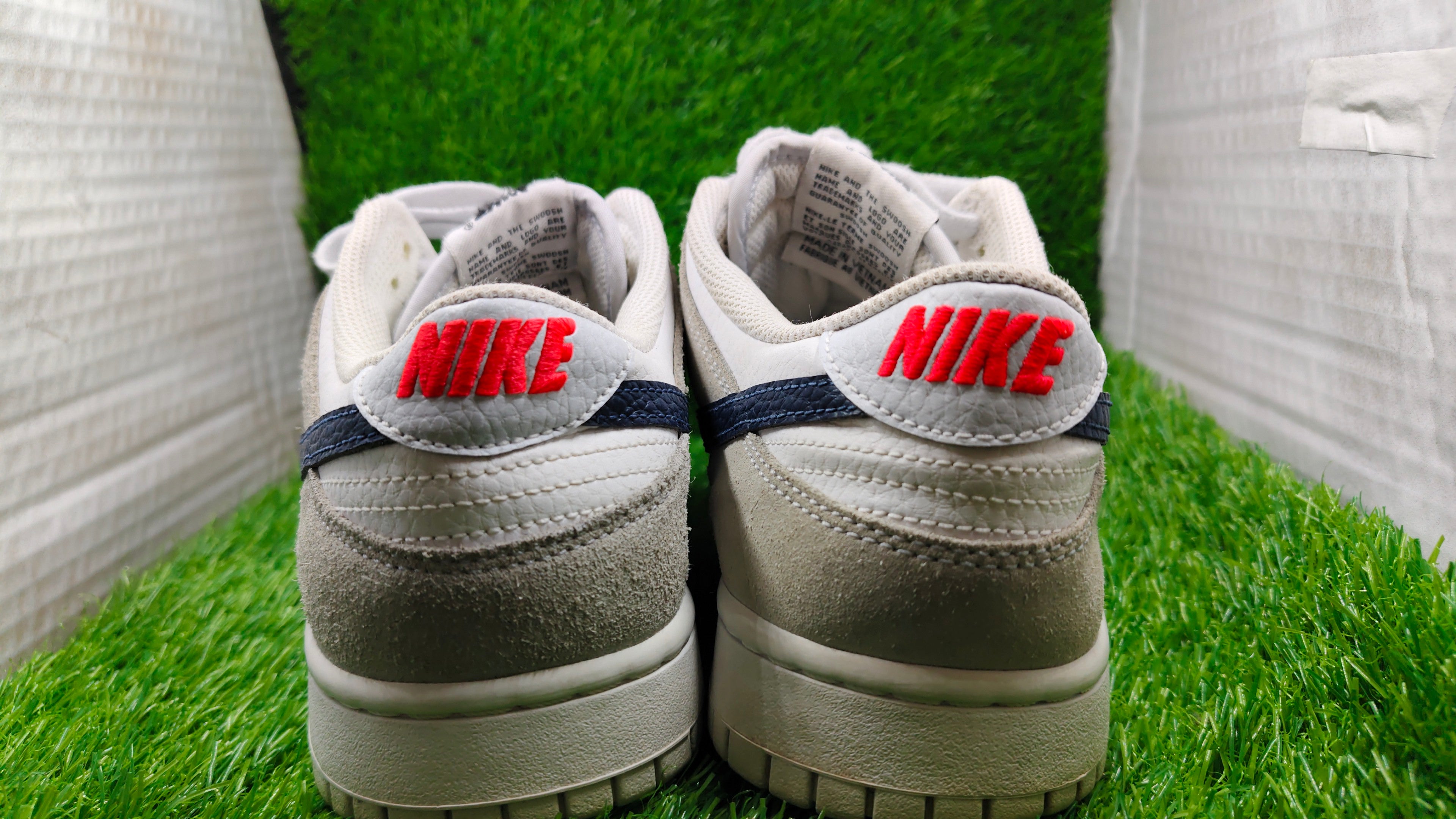 NIKE DUNK LOW SNEAKER