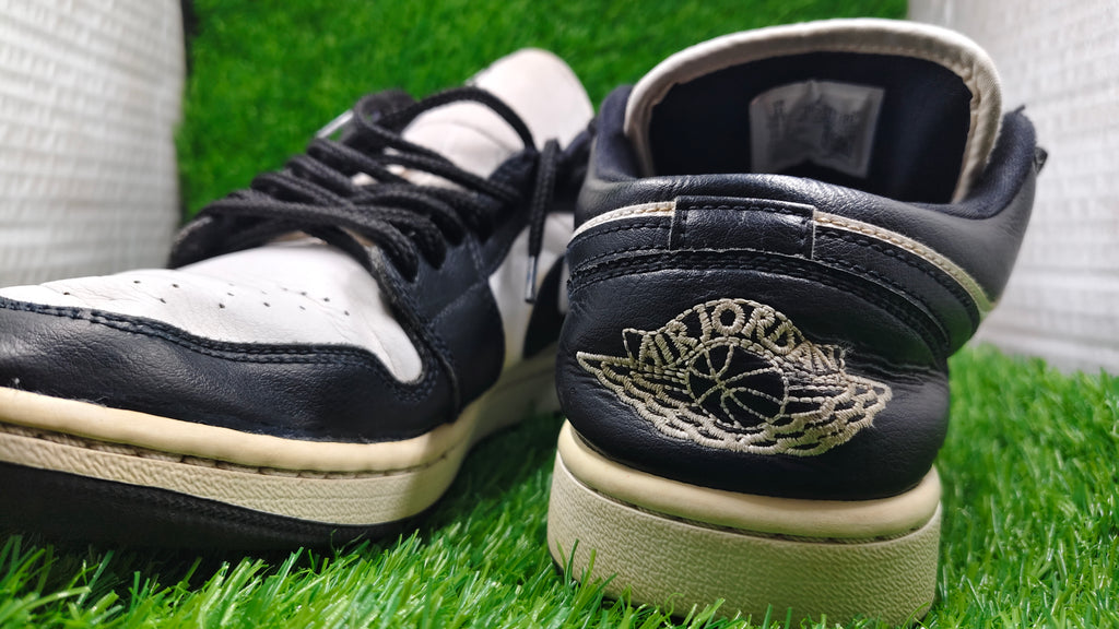 NIKE AIR JORDAN 1 LOW