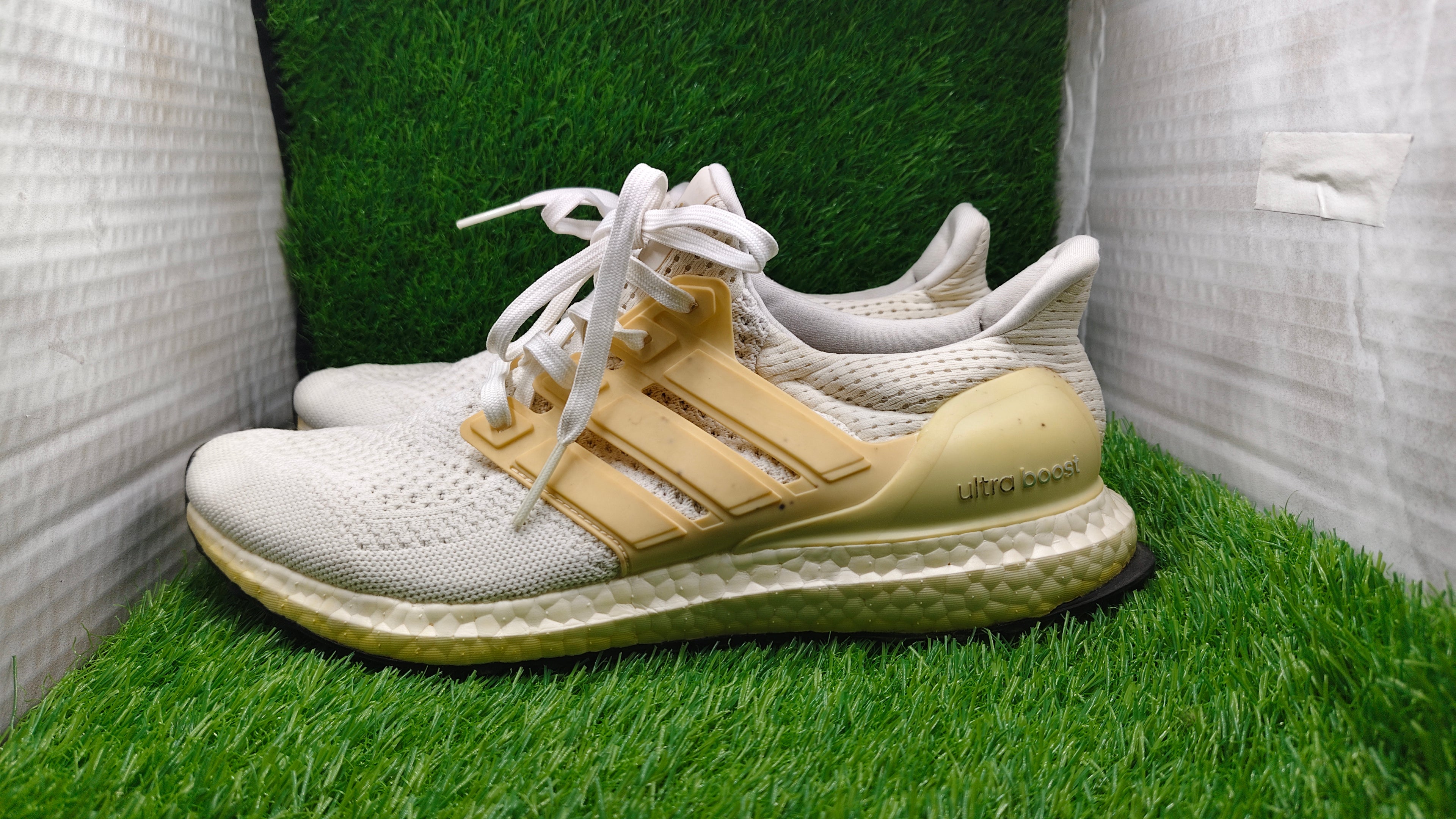 Adidas UltraBoost 1.0 - Vintage Cream / Off-White
