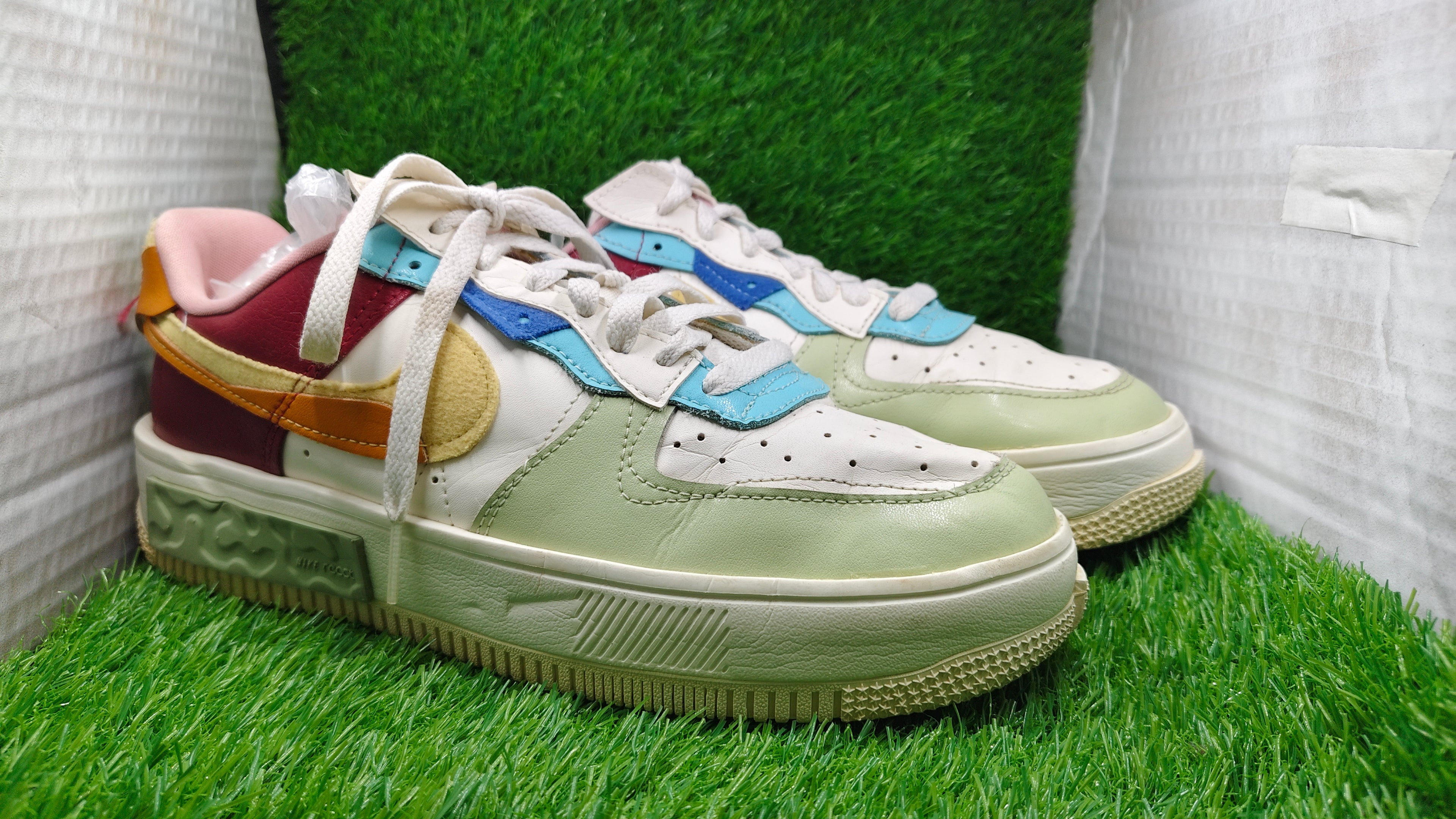 NIKE AIR FORCE 1 FONTANKA